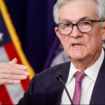 Fed tiếp tục tăng lãi suất thêm 0,25 điểm % giữa khủng hoảng ngân hàng