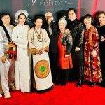 Nguyễn Hồng Nhung diện áo dài, hát “Xin chào Việt Nam” tại Liên hoan phim thế giới châu Á 2023