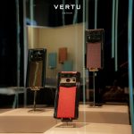 Giới chơi Vertu hoang mang trước độ tinh vi của hàng giả mạo giống đến 99% điện thoại chính hãng