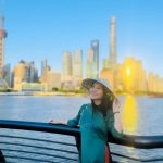 Trúc Thy nền nã trong bộ ảnh Áo Dài Mẹ Thiên Nhiên bên Bến Thượng Hải