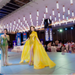 Chiếc váy “Phượng Hoàng Lửa” của NTK Tom Kara được đấu giá gần 15.000 USD tại Miss Grand Business World 2025