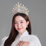 Hình ảnh đầu tiên của Hoa hậu Kiều Duy trên trang chủ Miss International