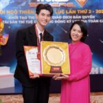 Triển lãm “Miệt Cù Lao” – Dấu ấn 10 năm gắn bó cùng thời trang của Nguyễn Minh Công