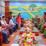 Nữ doanh nhân Anna Yến Phượng: Những món quà thầm lặng gửi đến người lính