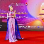 Hành trình 2 năm – 20 quốc gia: “Đoá hoa mong manh” tiếp tục ghi dấu ấn trên bản đồ điện ảnh thế giới