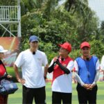 HLV Kim Sang Sik xuất hiện tại Cầu thủ nhí 2025 dù lịch trình bận rộn