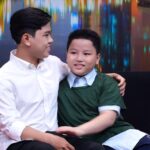 Điều Con Muốn Nói: Mồ côi cha mẹ, anh trai 23 tuổi cày ngày cày đêm lo cho hai em