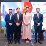 Hoa hậu Lương Thuỳ Linh tiếp tục đảm nhận MC tại Hội nghị cấp cao Vương Quốc Anh – Việt Nam