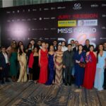 RUNNER-UP MISS COSMO 2024 MOOK KARNRUETHAI TASSABUT xúc động trong vòng tay mẹ trên sân khấu Final Walk