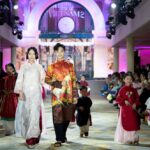 36 mẫu nhí tỏa sáng trong bộ sưu tập áo dài trên du thuyền Rever Cruise