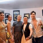 Hoàng Phi Kha phải đi dán tờ rơi vở kịch “Chuyện tình Bangkok” ở Mỹ