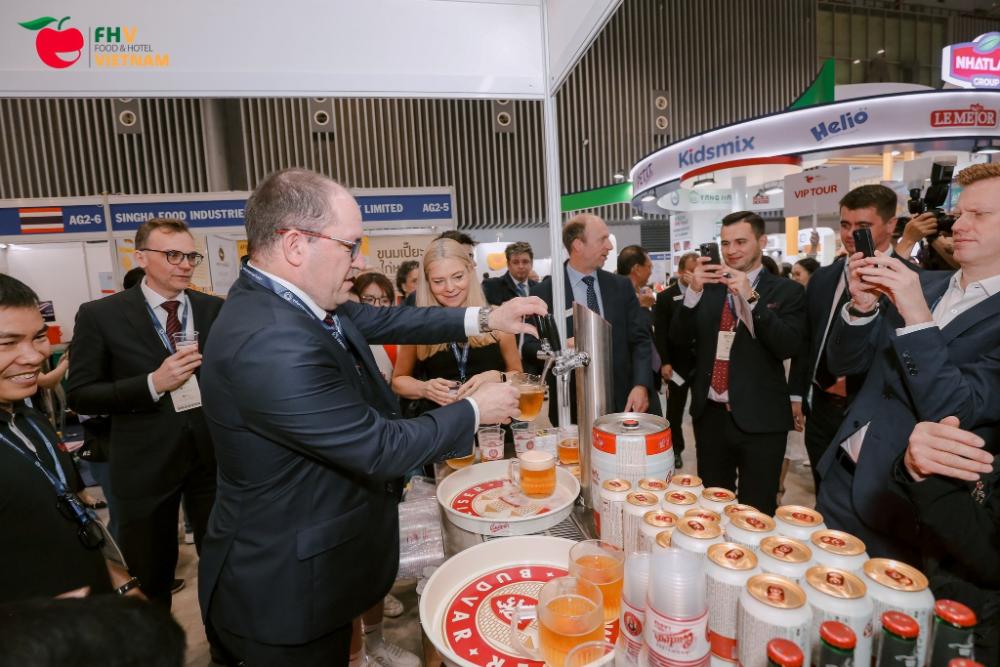 400 doanh nghiệp đến từ 27 quốc gia và vùng lãnh thổ sẽ tham dự Food & Hospitality Vietnam 2026 lần thứ 13